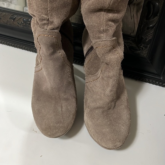 Made In Italy Leather Suede Knee High Boot Heel Tan Size EU 37 US 6.5 -7 - Picture 3 of 7